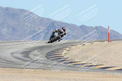 media/Oct-05-2025-CVMA (Sun) [[beeef4f201]]/Race 11-500-400(4)-350 Supersport/